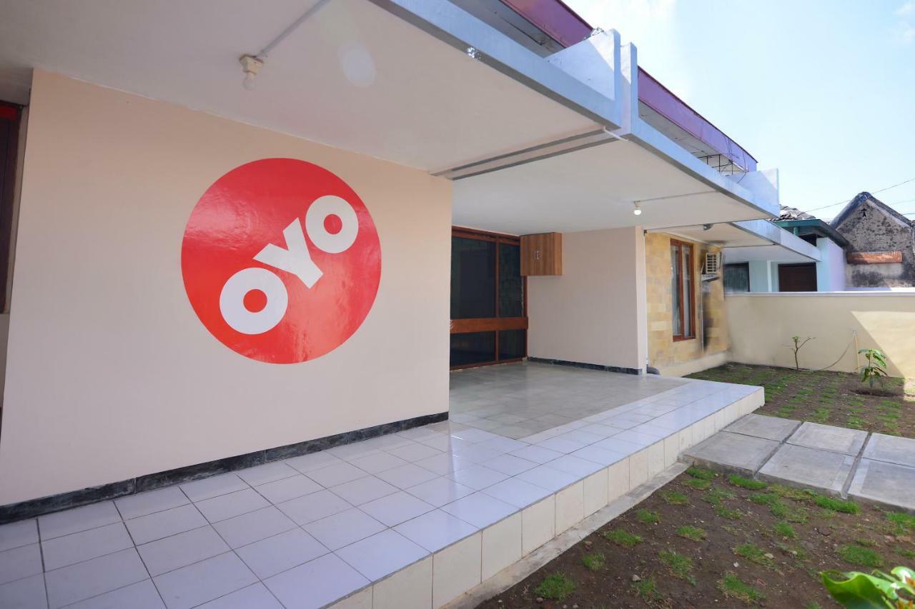 Oyo1046奥玛帕索克酒店 日惹 外观 照片